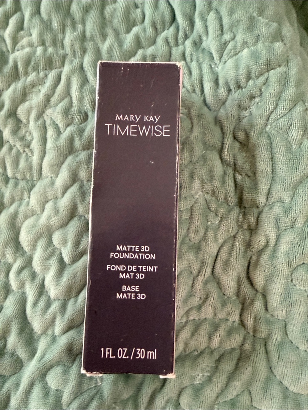 Mary Kay TimeWise Matte 3D Foundation - Ivory W 130